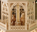 2. Stock mit Christi Geburt aus Seiffen